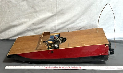 Vintage hand built kit R/C Speed Race Air Boat GS11 Marine engine Kyosho Futaba - Image 1 of 4