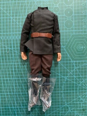 Hot Toys HT MMS496 1/6 Count Dooku Body Figure Star Wars Episode II Collectible - Image 1 of 4