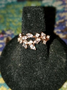 Size 7 NWT marquise shaped cluster ring. Lovely. - Picture 1 of 3