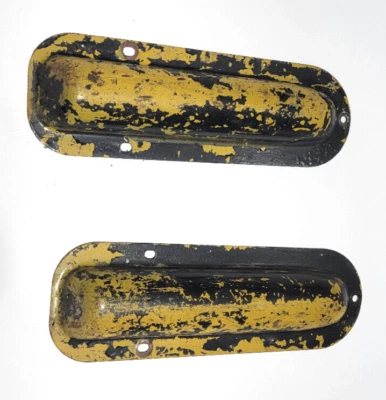 TOYOTA HILUX 75-78 CAMIONETA PICKUP LUZ TRASERA CUBIERTAS DE ACCESO PLATAFORMA AMARILLO FABRICANTE DE EQUIPOS ORIGINALES #2 Foto 1 de 4