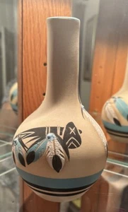 Native Art Pottery Vase ~ Hand Painted #362 ~ Signed by Artist Betty Selby - Picture 1 of 5