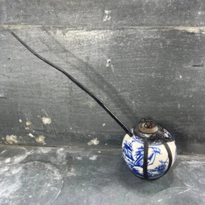 Pipe à eau en porcelaine . VIETNAM - Bild 1 von 13