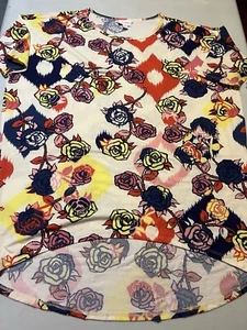Lularoe M Irma Tunic Shirt Medium NWT Cream With Gorgeous colorful roses #752 - Picture 1 of 5