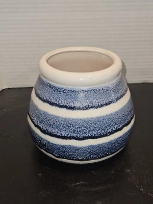 Синяя и белая полосатая ваза Nay-Vee Bloo Collection - Изображение 1 из 4