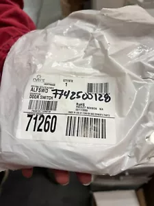 Hoffman ALFSWD / ALFSWD DOOR SWITCH (NEW IN PACKAGE) 1 PC - Picture 1 of 2