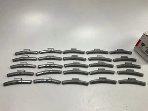 Carquest AW250N 2.50 Ounce, Clip-on, Coated 2-1/2 Oz Lead Wheel Weights, 25 Pcs - Picture 1 of 3