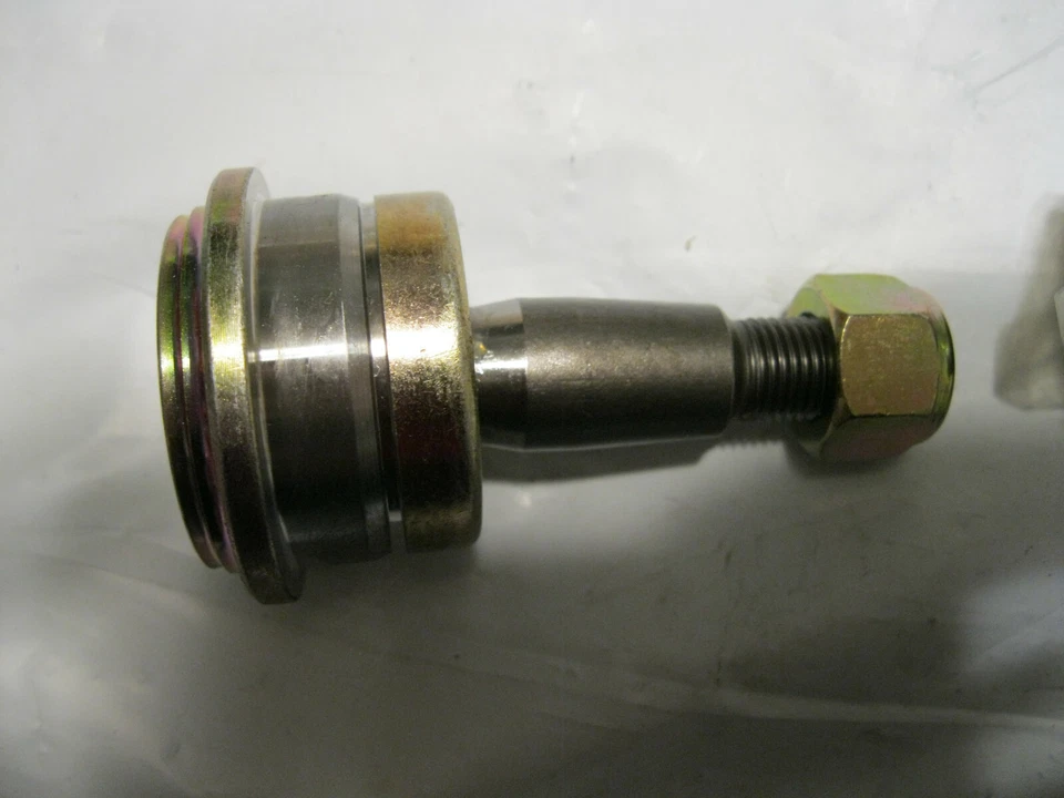 MITSUBISHI OEM MB241883 BALL JOINT FITS MITSUBISHI fits CORDIA 1.8L '83 - Imagem 1 de 4