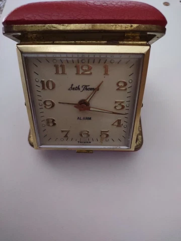 Vintage Seth Thomas Folding Red Case Wind-Up Travel Alarm Clock Cover