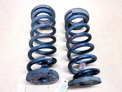 08-13 CADILLAC CTS RWD REAR LEFT & RIGHT SUSPENSION COIL SPRING SET, OEM LOT3590 - Image 1 of 4