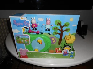 Peppa Pig Peppa's Adventures Peppa's Picnic Playset, Pre-school Toy, Ages 3 & Up - Foto 1 di 4