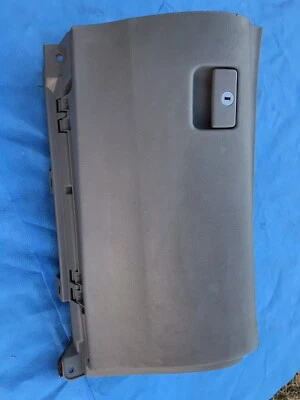 Toyota Highlander 2008-2013 conjunto de guantera gris OEM Foto 1 de 4