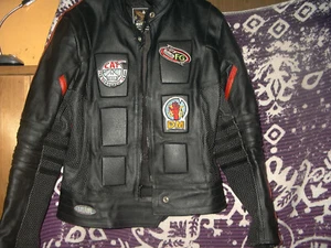 Motorrad Jacke Leder rot schwarz selten top - Bild 1 von 8