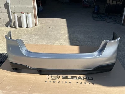 Rear Bumper cover without park sensor 20-25 Subaru Legacy Genuine OEM Silver Foto 1 de 4