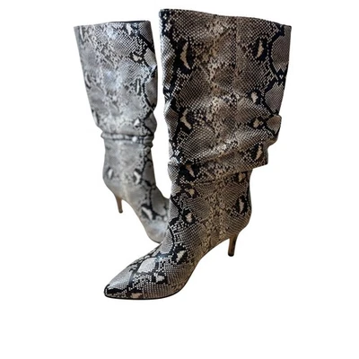 Botas para mujer Marc Fisher con estampado de serpiente holgadas punta media pantorrilla talla 7M Foto 1 de 4