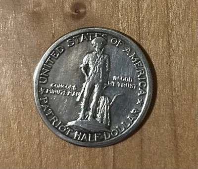 1925 90% Silver Lexington-Concord Commemorative Half Dollar Very Good Condition - Image 1 of 4