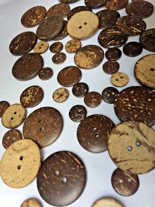 Handmade Coconut shell sewing buttons 2 holes high quality 50 lot - Picture 1 of 18