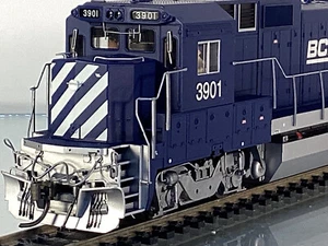 ATLAS MASTER GOLD HO #9029, DASH 8-39B BC RAIL #3901 w/ Soundtraxx Sound DCC - Picture 1 of 7