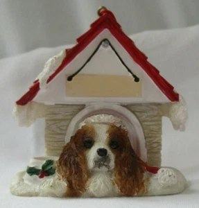 CAVALIER KING CHARLES DOGHOUSE KITCHEN MAGNET/ CHRISTMAS ORNAMENT - NIB - Picture 1 of 6