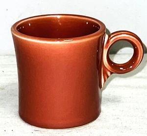 Vintage FIESTA ROSE TOM & JERRY 3 1/8" MUG - Picture 1 of 2