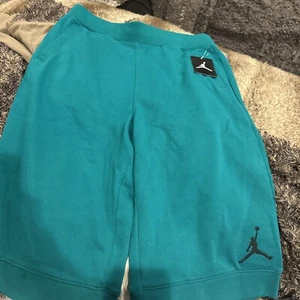 Nike Jordan Jumpman Teal Pockets SweatShorts Youth Boy's XL  13 - 15 Drawstring - Picture 1 of 10