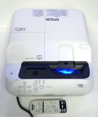 Epson Brightlink 685Wi 3500 Lumens Ultra Short Throw Projector | 1524 Lamp Hours - Image 1 of 4
