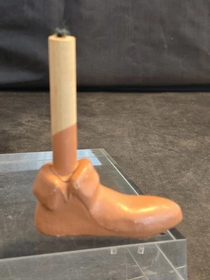 Antiguo títere vintage Peter Pan solo pie de madera y yeso Foto 1 de 4