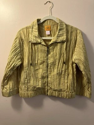 ❤️Ruby Rd Womens Size 6 Gold Crinkle Shiny Jacket Zipper Lightweight - Image 1 of 3
