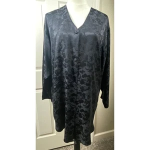 Adonna Medium schwarz Blumen Seide Button Down Langarm elegante Loungewear - Bild 1 von 7
