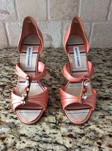 NUEVOS TACONES DE CUERO MANOLO BLAHNIK COLORIDOS PIEDRA DECORATIVA 4" 39.5 o 9.5US $845 - Imagen 1 de 4
