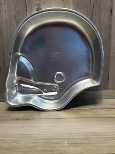 Vintage 1979 Wilton Football Helmet Aluminum Cake Pan #502-2723 - Picture 1 of 3