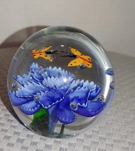 Round Blue Flowers with Two Butterflies Inside Paperweight with Bubbles - Picture 1 of 4