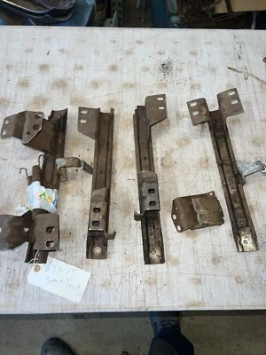 Pontiac Chevy 1965 canastilla asiento ajustadores de pista Foto 1 de 4