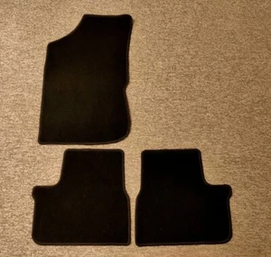 Maßgefertigte schwarze Auto-Fußmatten Teppich für Peugeot 208 2012 bis 2019 - Bild 1 von 1