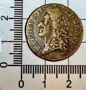 X467:  August 1689 Irish Gun Money Shilling - James II - Emergency Coinage - Picture 1 of 3