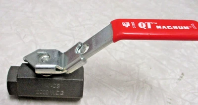 QT MAGNUM Fig: 37200 Ball Valve 1/4" NPT 2000-psi WOG, Full Port, Lockable Lever - Image 1 of 4