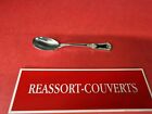 Spoon IN Egg Wireless Discomfort 4 1/2in Sfam Beautiful Condition SILVER PLATED