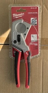 Milwaukee (48-22-4202) Tube Cutter - Red - Picture 1 of 1