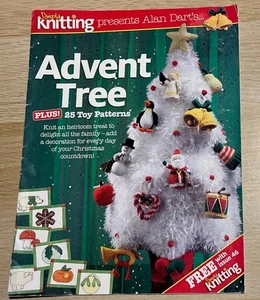 Simply Knitting Presents Alan Advent Tree & 25 Toy Knitting Patterns. - Picture 1 of 5