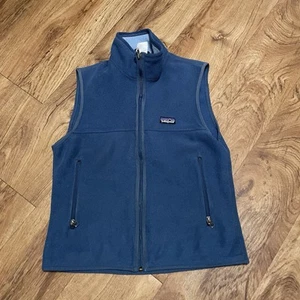 Patagonia Synchilla Blue Vest Mens Size Small Sleeveless Hiking Outdoors Fleece - Picture 1 of 7