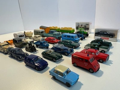 Lotto Wiking H0 - auto, trattori, roulotte, ecc. circa 30 pezzi - Immagine 1 di 4