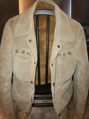 vintage mens suede heavy winter coat - L - size 40 - EXCELLENT condition - Image 1 of 4
