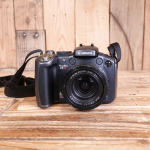 Canon PowerShot S5 IS 8.0MP Digital Bridge Camera 12x Zoom - Spares or Repair - Picture 1 of 8