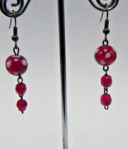 Vintage Red Polka Dots DROP 2" Beads Bronze Hooks Earrings - Bild 1 von 1