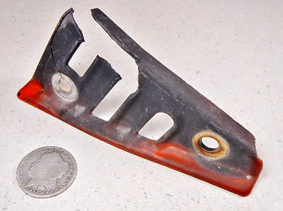 83 SUZUKI SP125 PLÁSTICO BASCULANTE SUPERIOR CADENA DE TRANSMISIÓN PROTECTOR GUÍA Foto 1 de 4