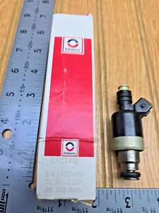 NOS GM Delco 17059402 7871D3 Gasoline Fuel Injector - Picture 1 of 4