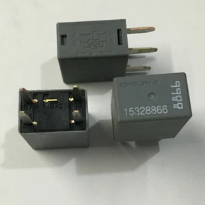 2 Stück 15328866 Kfz Relais 4Pins - Bild 1 von 7