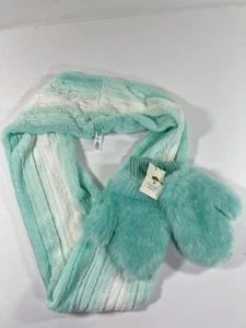 Girls JUSTICE Infinity Scarf/ with TUCKER and TATE Faux fur mittens - Picture 1 of 4