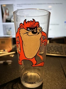 Vetro vintage 1973 TAZ Tasmanian Devil Pepsi Looney Tunes serie da collezione  - Foto 1 di 3