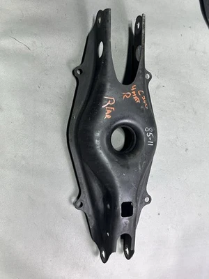 2013 MERCEDES-BENZ C300 REAR RIGHT SIDE SUSPENSION LOWER CONTROL ARM A2043520402 - Image 1 of 3