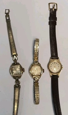 Lote de relojes vintage Bulova para mujer Manuel cuerda chapados en oro USADOS funcionando 3 en total Foto 1 de 4